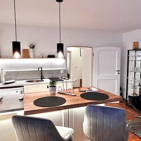 Apartment Elysium Am Rosengarten Bad Elster Exterior foto
